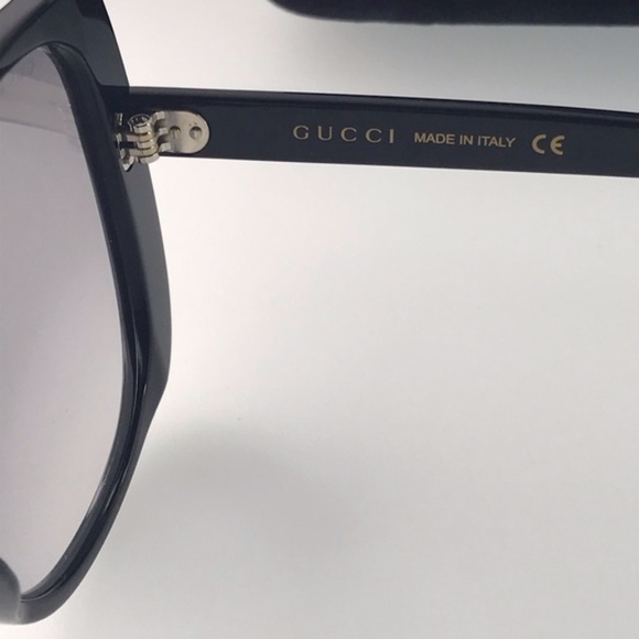 Gucci  Gg0472 Oversized Square Acetate Sunglasses main image 16